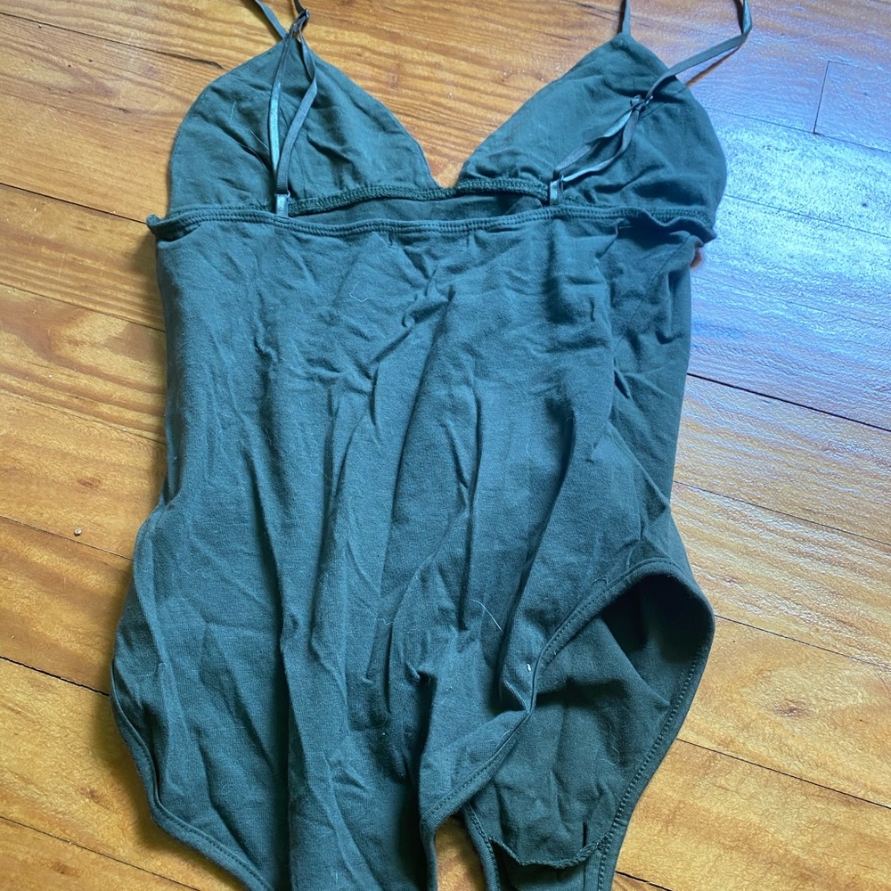 Bodysuits - Picture 4 of 5